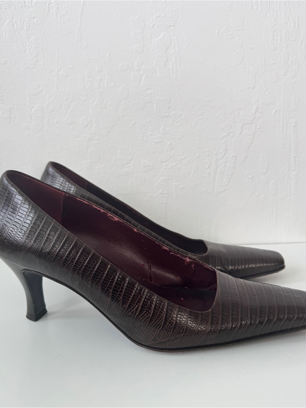 Ann Taylor Brown Croc-Embossed Pointed Toe Pumps